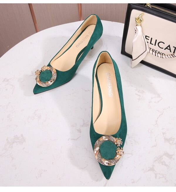 Green low heel covered shoe